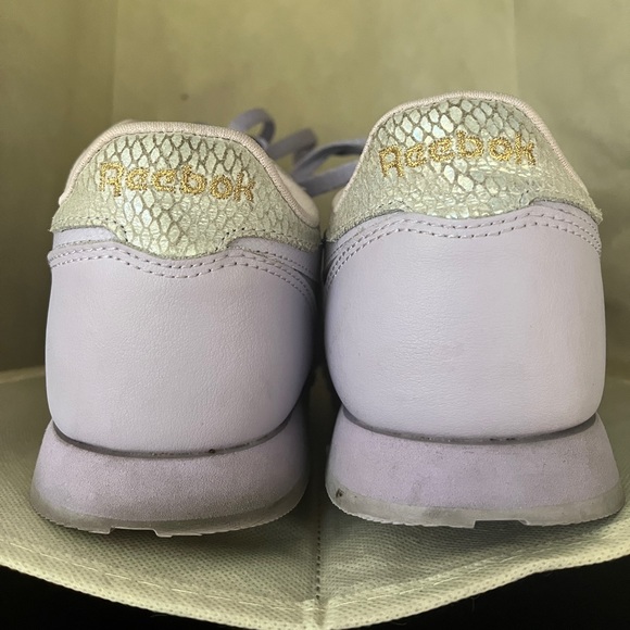Purple pastel monochromatic Reebok classics with silver opalescent snakeskin - Picture 5 of 8